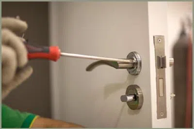 Locksmith Solution Services Cleves, OH 513-275-1272 - 68-44-8